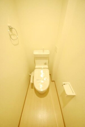 サンモール三郷の物件内観写真